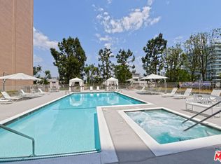 100 S Doheny Dr APT 424, Los Angeles, CA 90048