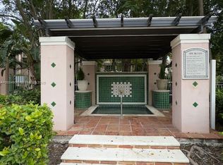 12154 Saint Andrews Pl APT 110, Hollywood, FL 33025