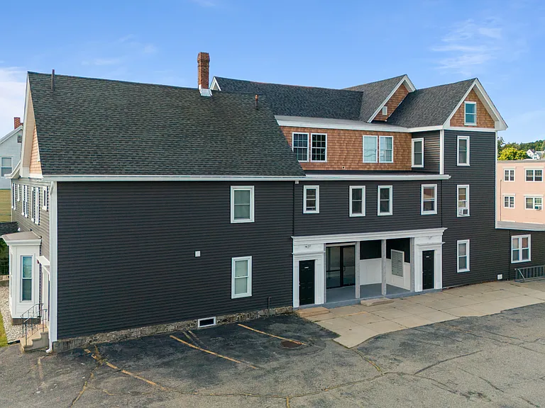 36 Chandler St #202 — Photo 6