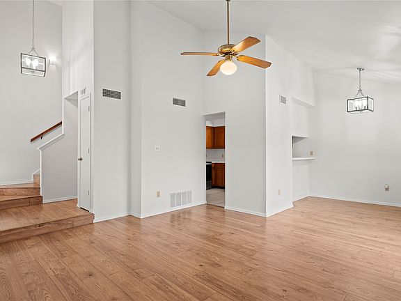 4th image of 13047 E 28th Pl