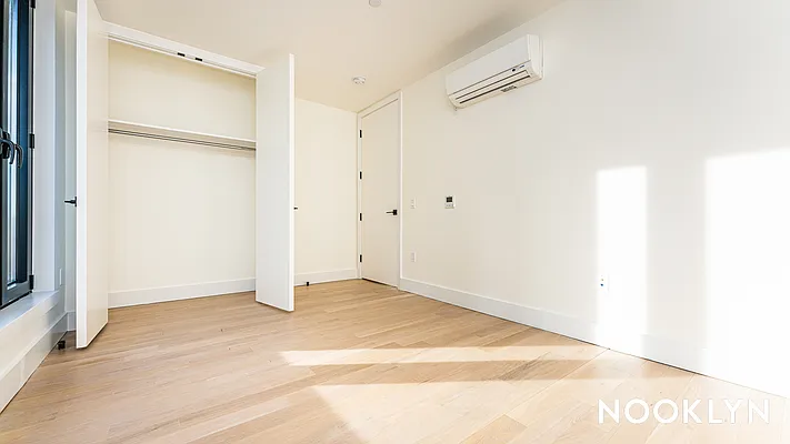 Rented by Nooklyn NYC LLC | media 19