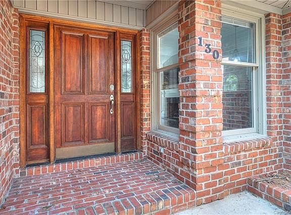3rd image of 130 Teakwood Ln