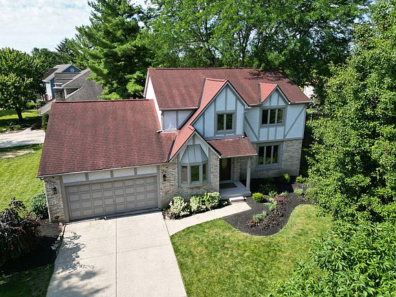 2nd image of 1015 Pine View Rd