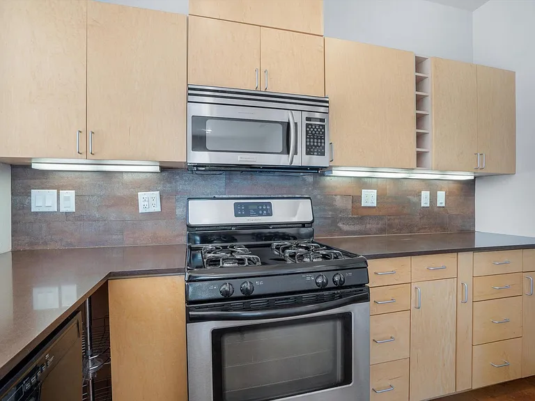 3936 Silver Ave SE — Photo 12