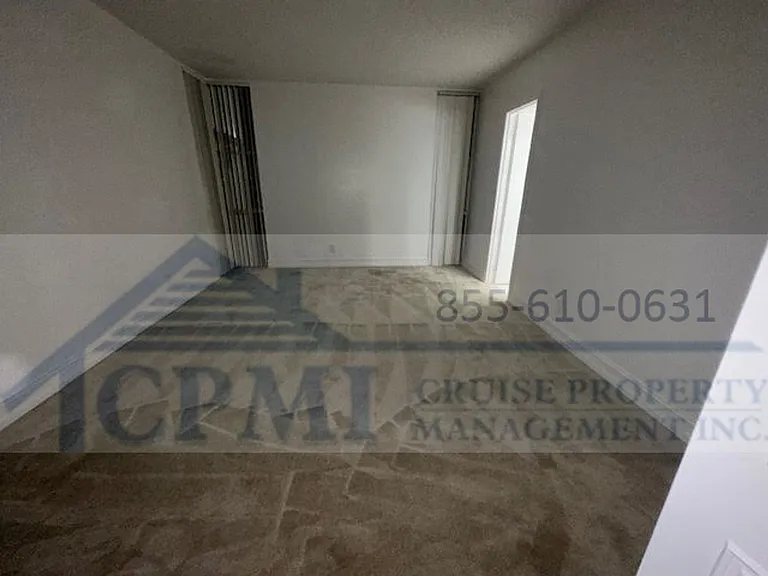2930 Forest Hills Blvd — Photo 23
