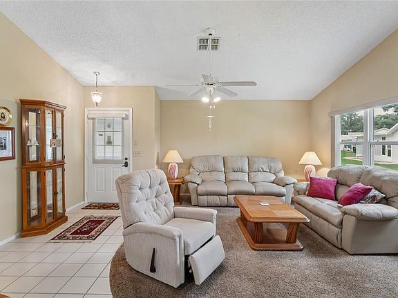 5th image of 4812 S Sheffield Dr #5