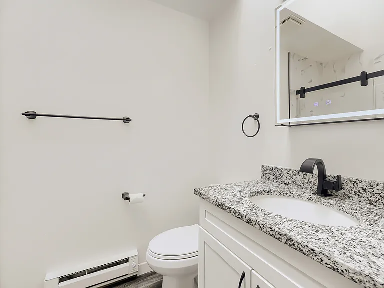 1190 Poplar Ave — Photo 22