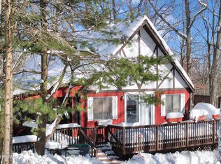 152 N Forrest Dr, Milford, PA 18337