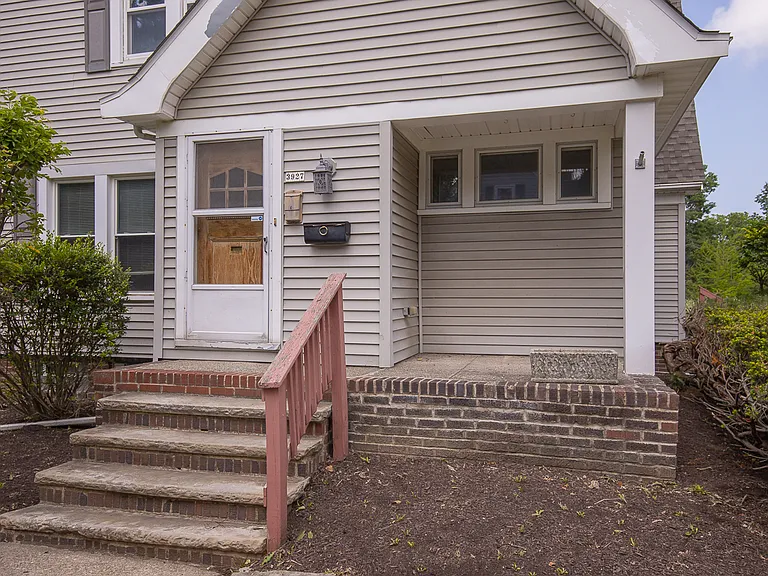 912 Cambridge Rd #B — Photo 3