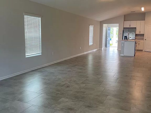 3rd image of 78 Newland Ct