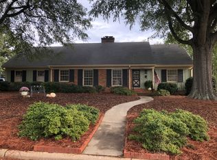 2204 Villa Dr, Greensboro, NC 27403