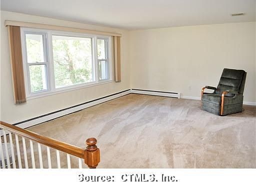 3rd image of 63 Terry Ln