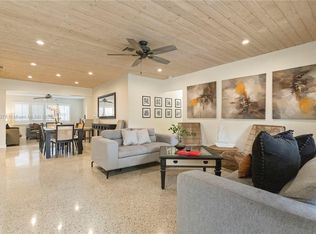 903 N Golf Dr, Hollywood, FL 33021