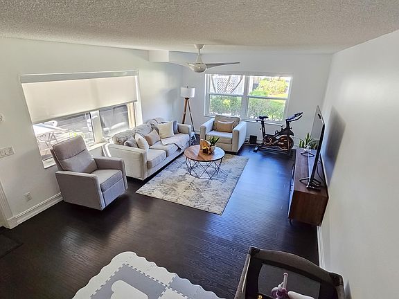 3rd image of 6703 Dryden Court