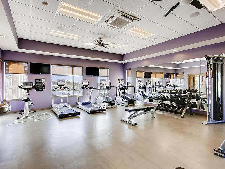 Legend Flats | Evans, CO Apartments