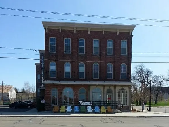 21 E 2nd St #201, Dunkirk, NY 14048