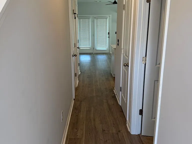 1407 Walker Way — Photo 8