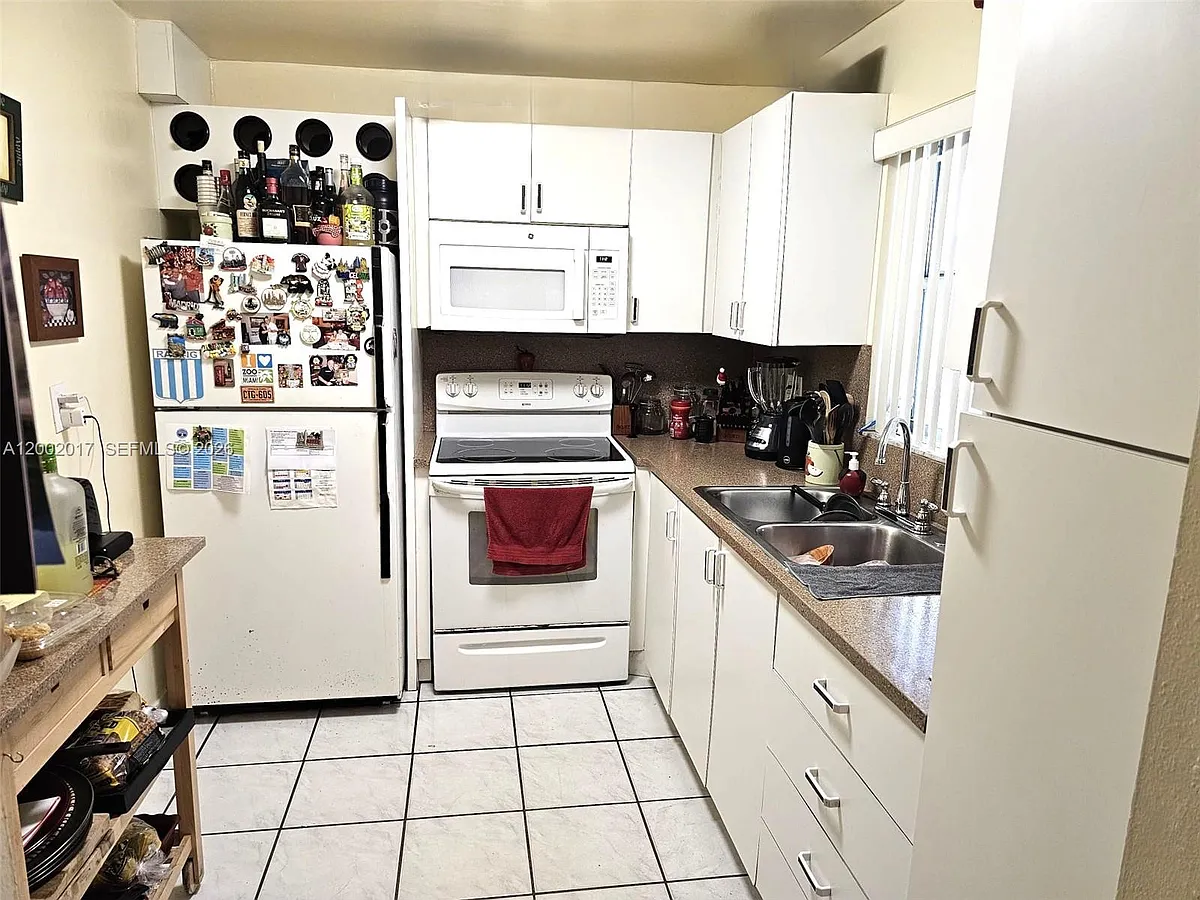 Building Photo - 40 NW 87th Ave #D216