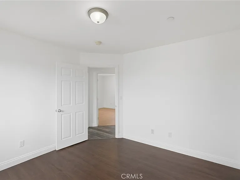 5017 S Halldale Ave #2 — Photo 14