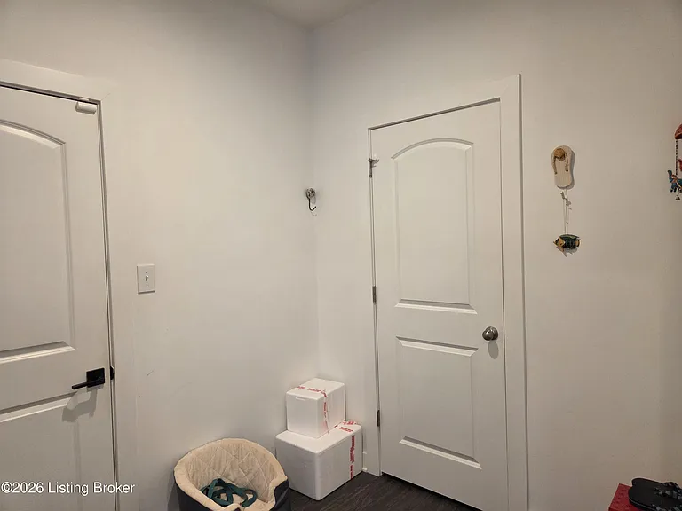 10325 Truman Way — Photo 22
