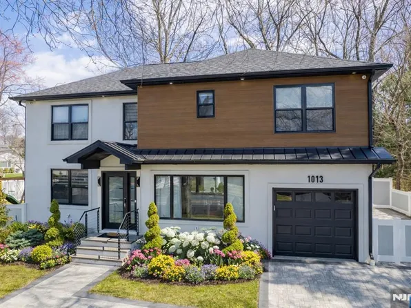 1013 Boulevard, New Milford, NJ 07646