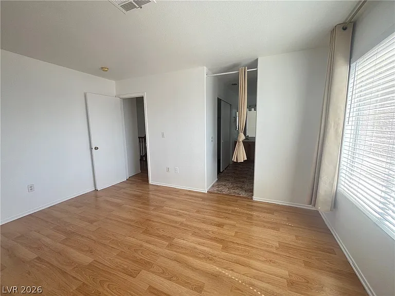 5574 Aleman Dr — Photo 11