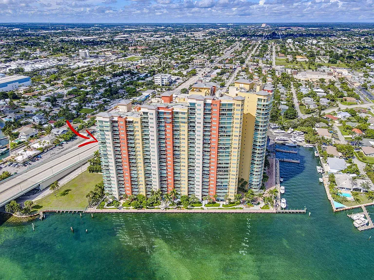 2640 Lake Shore Dr #1716 — Photo 48
