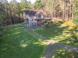 7223 Clement Rd, Naples, NY 14512