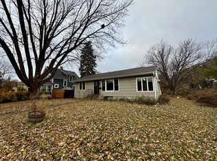 1055 27th Ave SE, Minneapolis, MN 55414