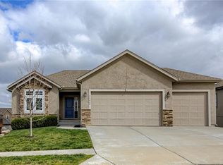 31460 85th St, De Soto, KS 66018