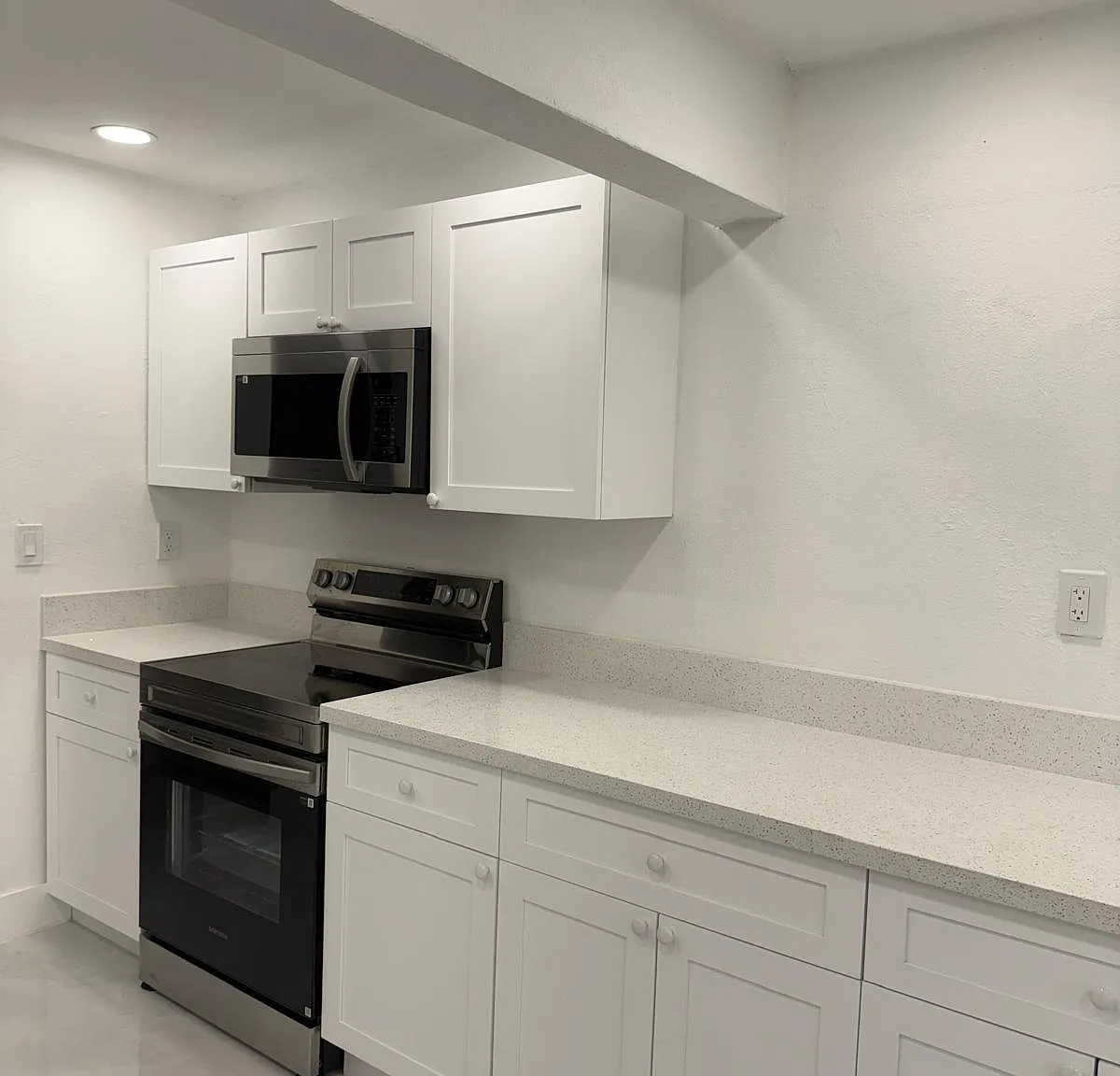 5 bed, 3.0 bath, 1507 sqft, $4,000 — Photo 3