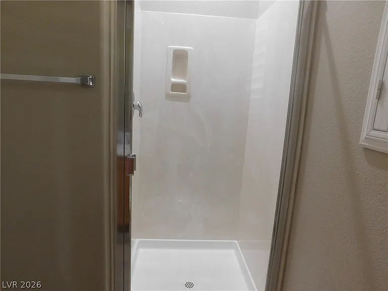 913 Ambrosia Dr — Photo 12