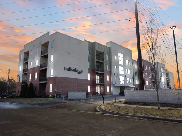 630 S Garfield Ave #406, Traverse City, MI 49686