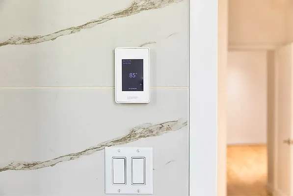 Rented by SERHANT. | media 12