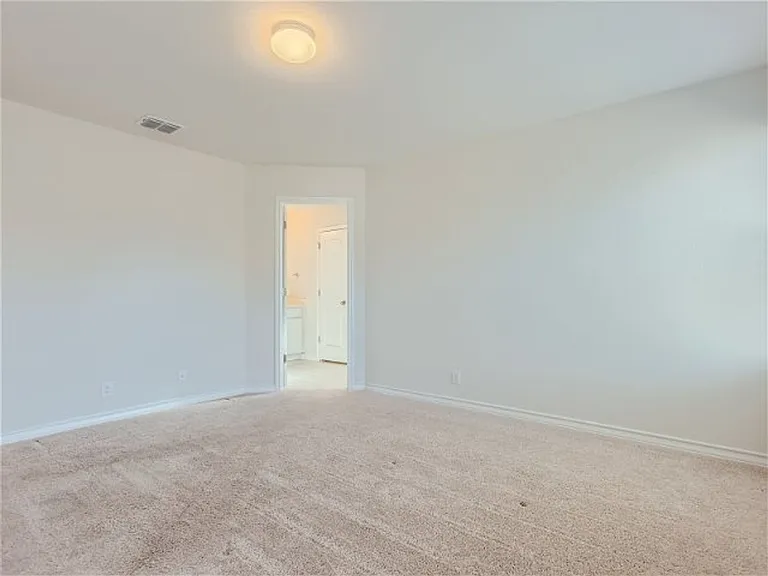9811 Bratten Rise — Photo 13