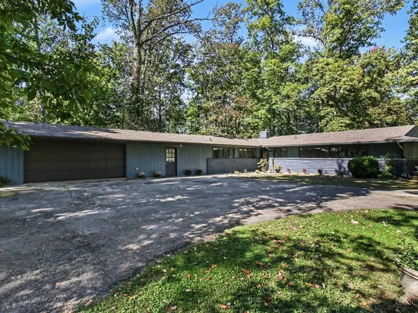 615 Forest Lake Dr, Wilmington, OH 45177