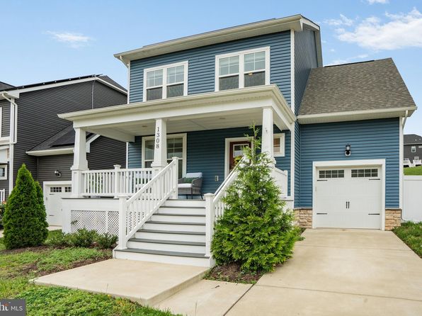 1308 Cougar Ln, Capitol Heights, MD 20743