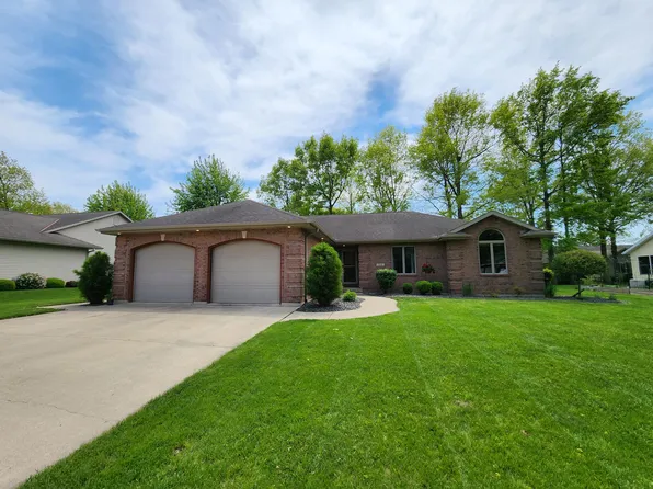 1918 Meadowview Dr, Celina, OH 45822