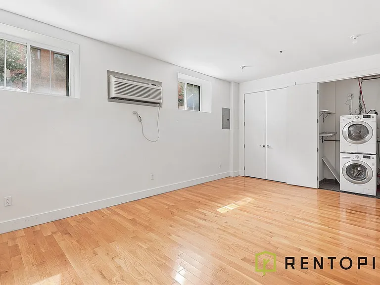 33 Meserole St #1 — Photo 11