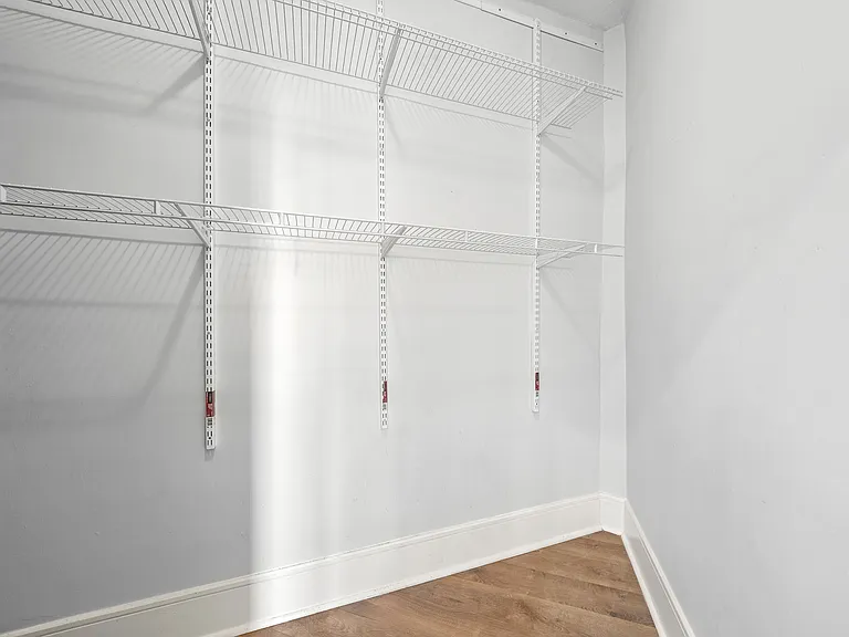Walk in Closet