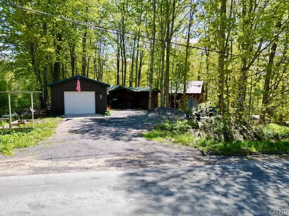 292 Towne Rd, Pulaski, NY 13142