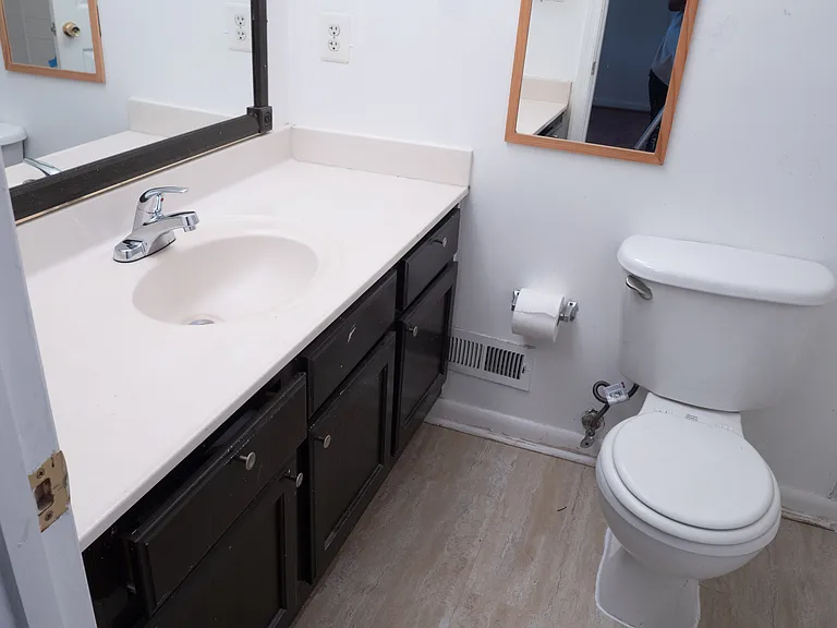 2300 18th St NE #2300 — Photo 28