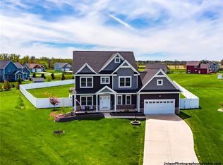 1114 N Shore Park, Ontario, NY 14519