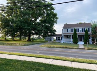 867 Market St, Oxford, PA 19363