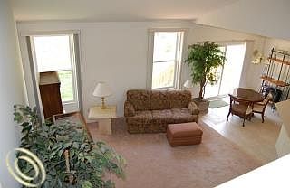 4th image of 27301 W Mockingbird Dr #35