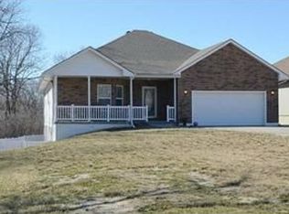 2105 Larkspur St, Excelsior Springs, MO 64024