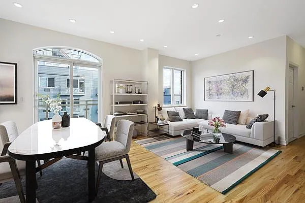 Rented by Avenue Sotheby's International Realty | media 49