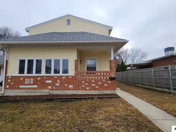 313 S Louisiana Ave, Mason City, IA 50401