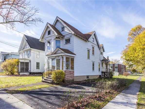 415 McCool Ave, East Syracuse, NY 13057