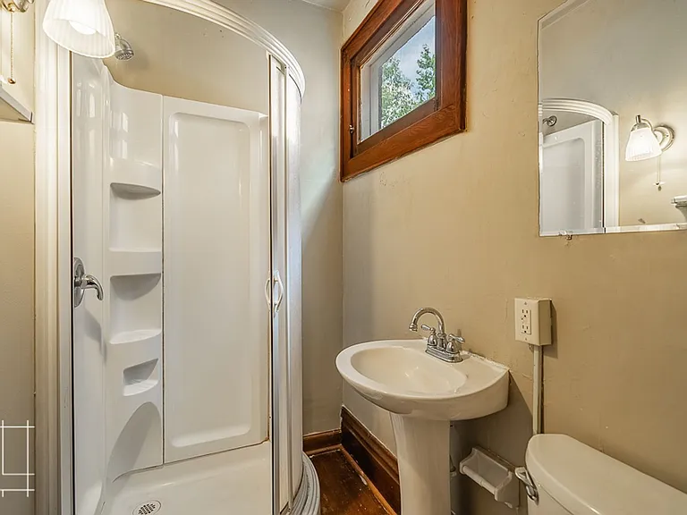 2066 N 4th St — Photo 15
